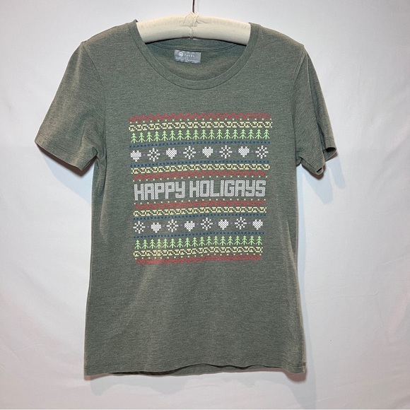 Fuego Tops - Fuego 🌈🎄Happy Holigays🎄 🌈Green T-shirt-Size XS